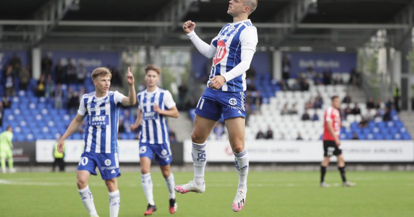 HJK voitti 2020 jalkapallon Suomen mestaruuden.