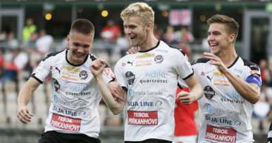 Perinteitä tihkuva Haka voitti viimein – sarjapaikan kannalta tärkeät pisteet