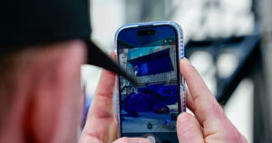 Nuorisojoukko teki järjetöntä tuhoa – mukana riehumassa alle 15-vuotiaita poikia