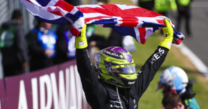 Lewis Hamilton palasi voittojen tielle
