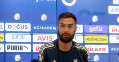 Vahvistus tuli – Huuhkaja-kapteeni Tim Sparvin ura on ohi