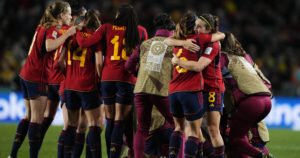Espanja jalkapallon MM-finaaliin – masensi Ruotsin