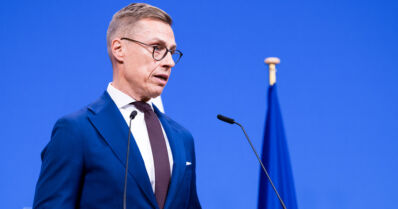Stubb osallistuu Ukrainan rauhanneuvotteluihin – presidentin vierailu Yhdysvaltoihin peruuntuu