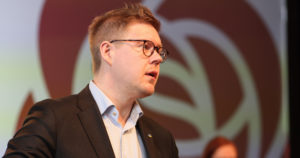 Antti Lindtman valittiin SDP:n puheenjohtajaksi – ”Voiko olla jalompaa tehtävää?”