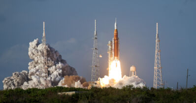 Neljä astronauttia suuntaa jälleen kohti Kuuta – ensimmäinen kerta yli 50 vuoteen