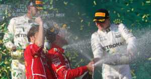 Vettel voitti F1-avauskisan vakuuttavasti – Valtteri Bottas heti palkintopallille uudessa tallissa!