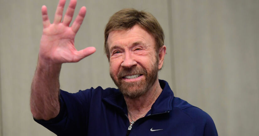 Chuck Norris on kuollut – nettimeemit nostivat kamppailulajien tähden uuteen suosioon