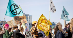 Elokapinan mielenosoittajien vapauttava tuomio sai huhumyllyn aikaan – ”Kyse on tuomioistuinten riippumattomuudesta”