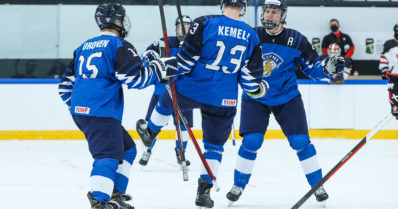 Pikkuleijonille upea voitto MM-kisoissa – Kanada laulukuoroon