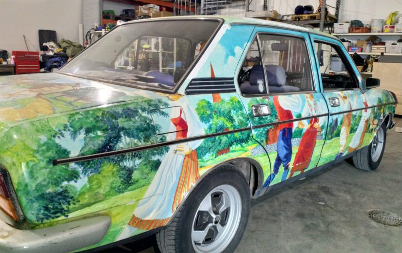 Kokkolalaisen autoharrastajan autotallista löytyy maailmanlaajuisesti harvinainen autotaideteos.