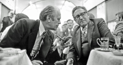 Henry Kissinger on kuollut – arvostettu amerikkalainen diplomaatti eli satavuotiaaksi