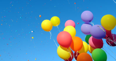 Vappua vietetään koleassa ja epävakaisessa säässä – vappupäivänä hieman lämpenee