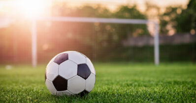 Veikkausliiga alkoi maalijuhlilla – pääkaupunkiseudulla tykitettiin urakalla osumia