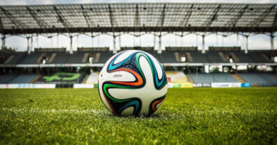 Mestaruustaistelu tiivistyy entisestään – kärkikamppailu Ilveksen ja KuPS:n välillä tasapeliin