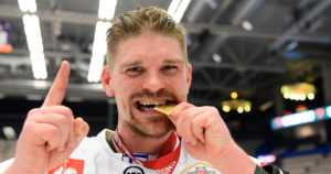 JYP voitti riemukkaasti CHL:n mestaruuden – ruotsalaisten valtakausi päättyi viimeinkin