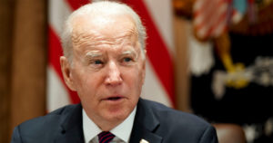 Presidentti Biden huolestui Ukrainan tilanteen kiristymisestä sodaksi – ”Amerikkalaisten pitäisi poistua nyt”