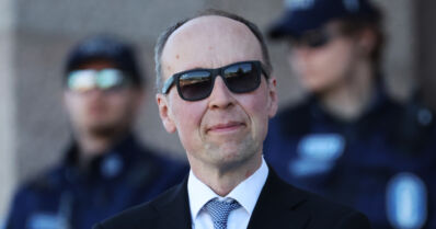 Jussi Halla-aho avaa sivuja elämästään – ”Toimittaja toivoo poliitikon valehtelevan”