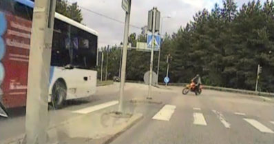 Poliisi etsii piittaamatonta moottoripyöräilijää – ”On vaaraksi muiden turvallisuudelle”