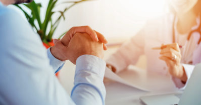 Tutkijat löysivät yhteyden – suomalaisilla yleinen geenimuoto voi altistaa vakavalle COVID-19-taudille