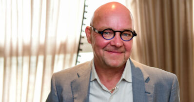 Musiikkivaikuttaja Lasse Norres on kuollut – viihdealan monitoimimies menehtyi syöpään