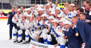 Suomi juhlii jälleen MM-kultaa – myös Leijonien kultajoukkue saapuu lavalle
