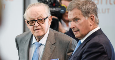 Presidentti Martti Ahtisaarella todettu uusi koronavirustartunta – voi olosuhteisiin nähden hyvin
