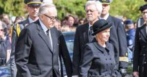 Presidentti Martti Ahtisaari jatkaa toipumistaan koronavirustartunnasta – viimeisin näyte on todettu negatiiviseksi
