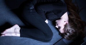 Nuoret naiset ovat ahdistuneita – masennuslääkkeitä käyttävien osuus kaksinkertaistui kymmenessä vuodessa