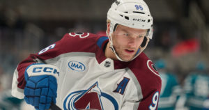 Suomalainen superkauppa NHL:ssä – Mikko Rantanen siirtyy Carolina Hurricanesiin