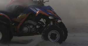 Alle kouluikäinen lapsi menehtyi mönkijäturmassa – poliisi tutkii tapahtumien kulkua