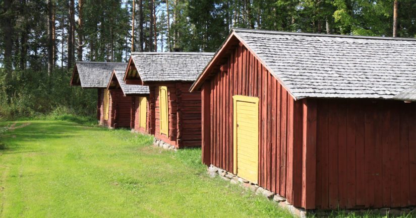 Närpiön kirkkotalleja on kunnostettu Museoviraston avustuksella useana vuonna.