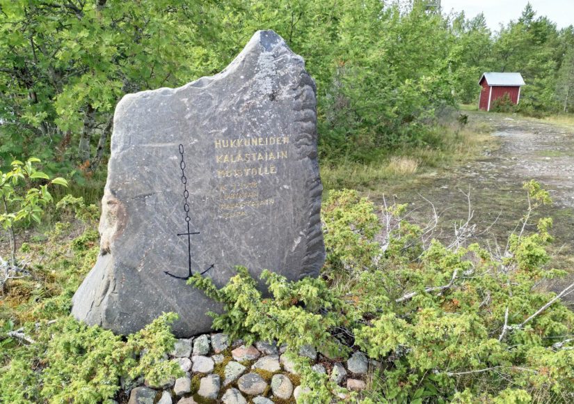 Ankara meri on koitunut monen kalastajan kohtaloksi. Hukkuneille kalastajille pystytetty muistomerkki on osa saaren monipuolista historiaa.