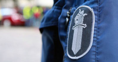 Kuljettaja menetti ajoneuvonsa hallinnan – seurauksena kahden henkilöauton nokkakolari