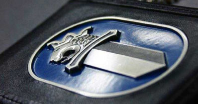 Autoilija törmäsi pyöräilijään – henkilö oli poistumassa Venäjän konsulaatista polkupyörällä