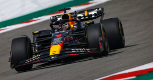 Max Verstappen ajoi voittoon – joutui yllättävän koville
