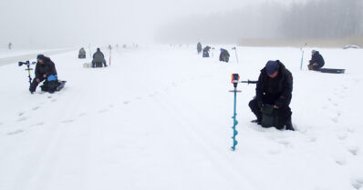 Lähes 800 pilkkijää kisasi SM-mitaleista – ratkaisut kalansaaliissa syntyivät grammoissa