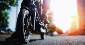 Poliisi teki sähköpotkulautojen tehovalvontaa – kiinni jäi yli 200 päihtynyttä kuljettajaa