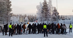 Sallan rajanylityspaikalle 35 turvapaikanhakijaa – henkilöt saapuivat Venäjältä polkupyörillä ja potkulaudoilla