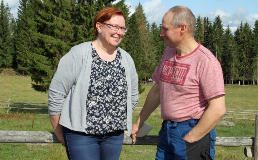 Satusta ei tullut korkokengissä kopistelevaa virkanaista, vaan maatalon emäntä, joka ryhtyi töiden ohella opiskelemaan agrologiksi (AMK). – En opiskele kuitenkaan viran vaan tilan takia.