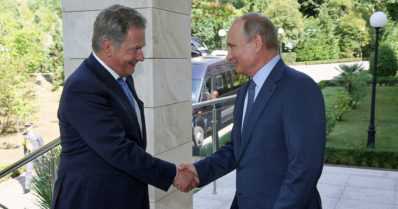 Venäjän presidentti työvierailulle Suomeen – Niinistö ja Putin keskustelevat Presidentinlinnassa