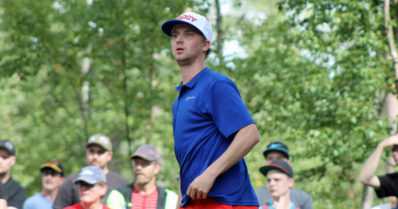 Eveliina Salonen ja Seppo Paju kilpailivat frisbeegolfin Suomen mestareiksi