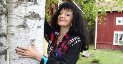 Erilaisuus kasvatti Soilesta selviytyjän – ”Perheemme yhteinen kieli oli viittomakieli”