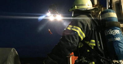 Suuronnettomuusharjoitus yöllä Ahvenanmaalla – helikopterit lentävät useita kertoja edestakaisin