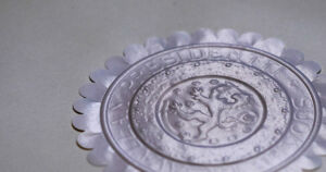 Presidentti peruutti arvonimen rikostuomion johdosta – Veijo Baltzar ei ole enää kulttuurineuvos