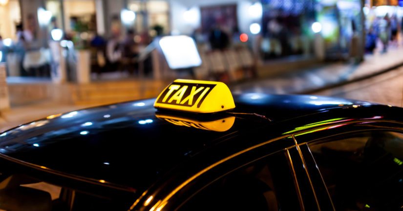 Tuomittu näki liikenteessä vihamiehensä taksiauton ja ampui liikkuvaan autoon kolme luotia.