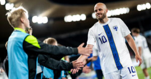 Huuhkajat ja Teemu Pukki pettyivät – ”Voittaisimme yhdeksän kymmenestä tällaisista otteluista”