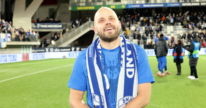 Teemu Pukin jäähyväiset lumisateessa – Huuhkajat päätti vaikean vuotensa voittoon