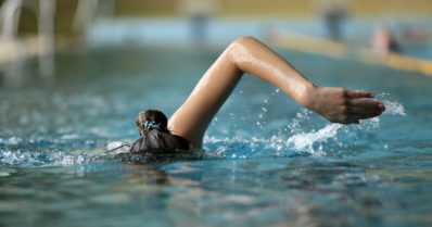 Alaikäinen lapsi hukkui uimahallissa elvytysyrityksistä huolimatta – poliisi aloitti tapauksesta tutkinnan