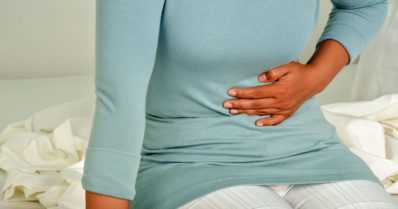 Herkkujen ahmiminen tuo lieveilmiönä närästyksen – vaivaa satojatuhansia suomalaisia