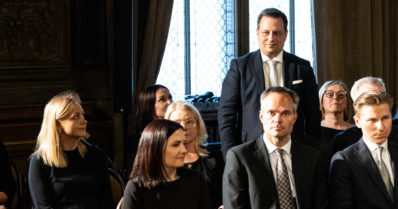 Ryöpytetty elinkeinoministeri Vilhelm Junnila eroaa – ”Minun on mahdotonta jatkaa ministerinä”
